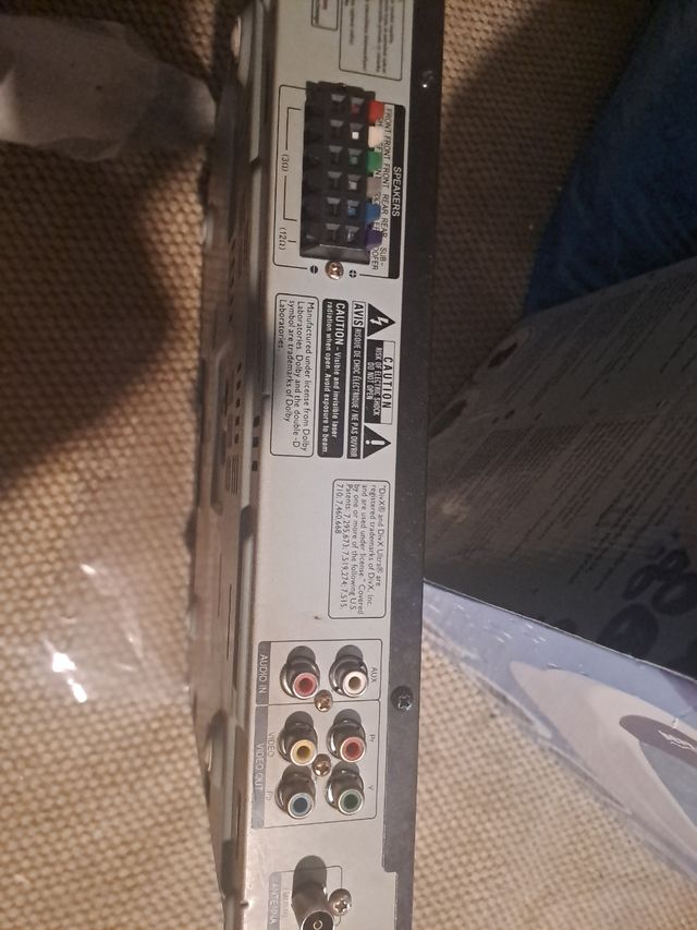 Homecinema y dvd con altavoces