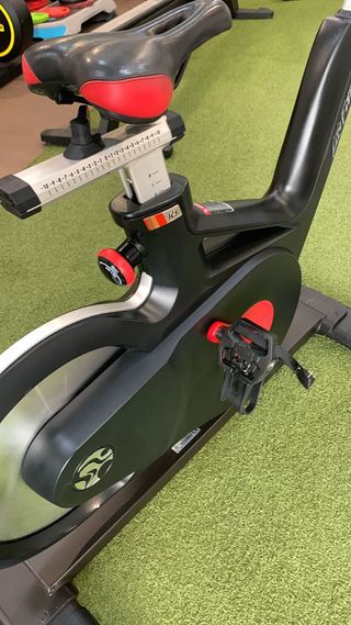 TOMAHAWK IC5 Bicicleta indoor seminueva