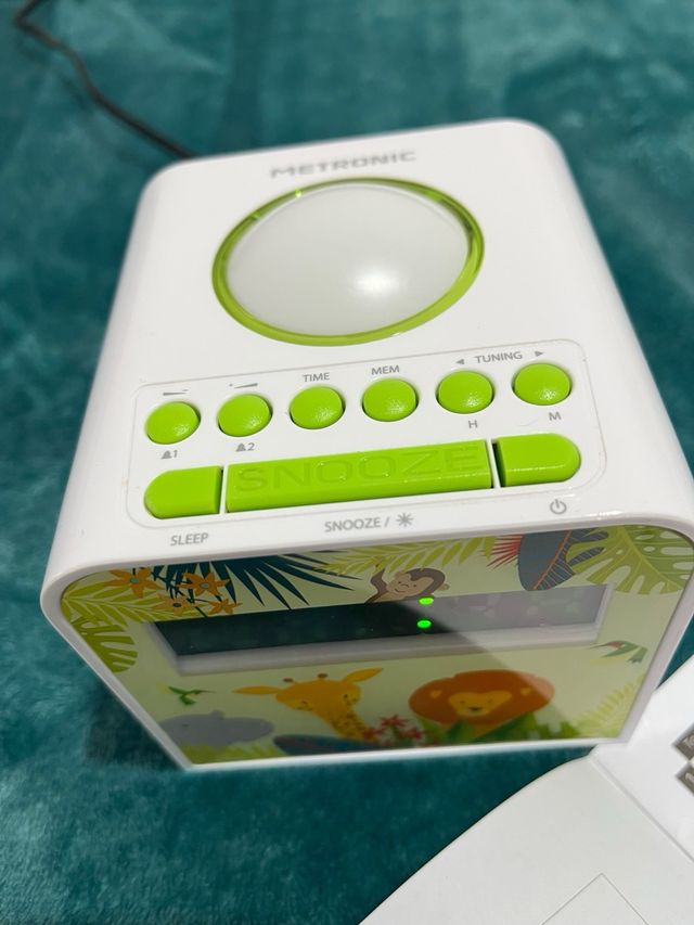 Reloj Radio Despertador para Niño Con Luz Nocturna