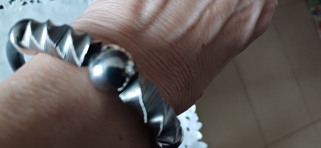 Pulsera. Para muñeca ancha.