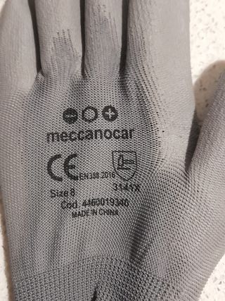  Guanti da lavoro 
pack of coated work gloves.