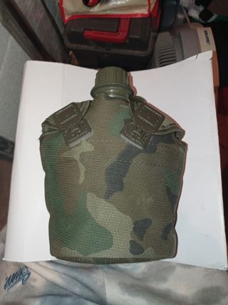 Ropa militar