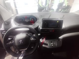30% DTO - KM0 Peugeot e-Rifter 2024 ELECTRICO