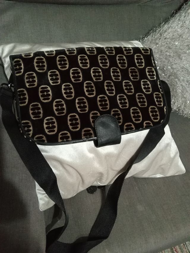 Bolso terciopelo negro y marron
