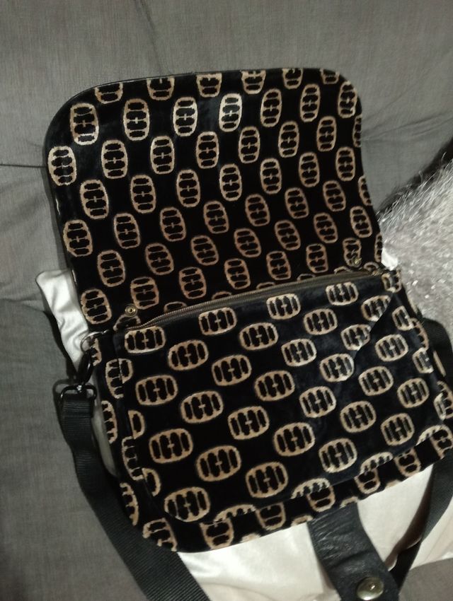 Bolso terciopelo negro y marron