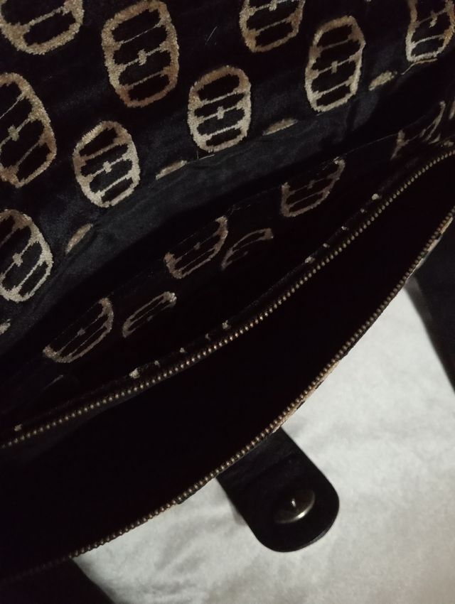 Bolso terciopelo negro y marron