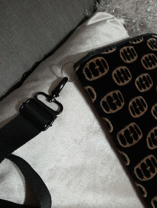 Bolso terciopelo negro y marron