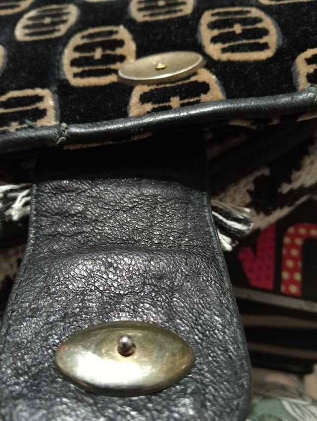 Bolso terciopelo negro y marron