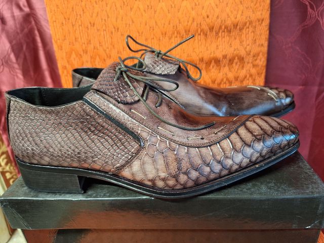 Scarpe stringate nuove