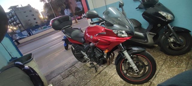 Yamaha Fazer 600 pocos kilometros