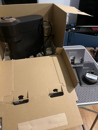 Cafetera Nespresso Vertuo Next ENV120