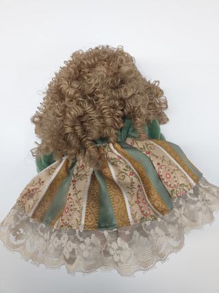 Bambola in porcellana 4