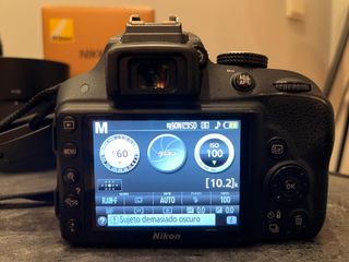 Cámara Nikon D3300 + Accesorios