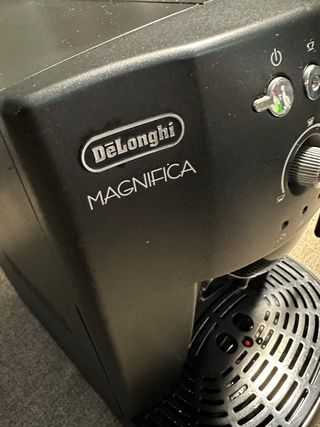 De Longhi Magnifica ESAM 4000.B Macchina Caffe
