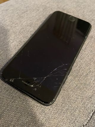 2 IPHONE y 1 REDMI XIAOMI