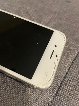 2 IPHONE y 1 REDMI XIAOMI