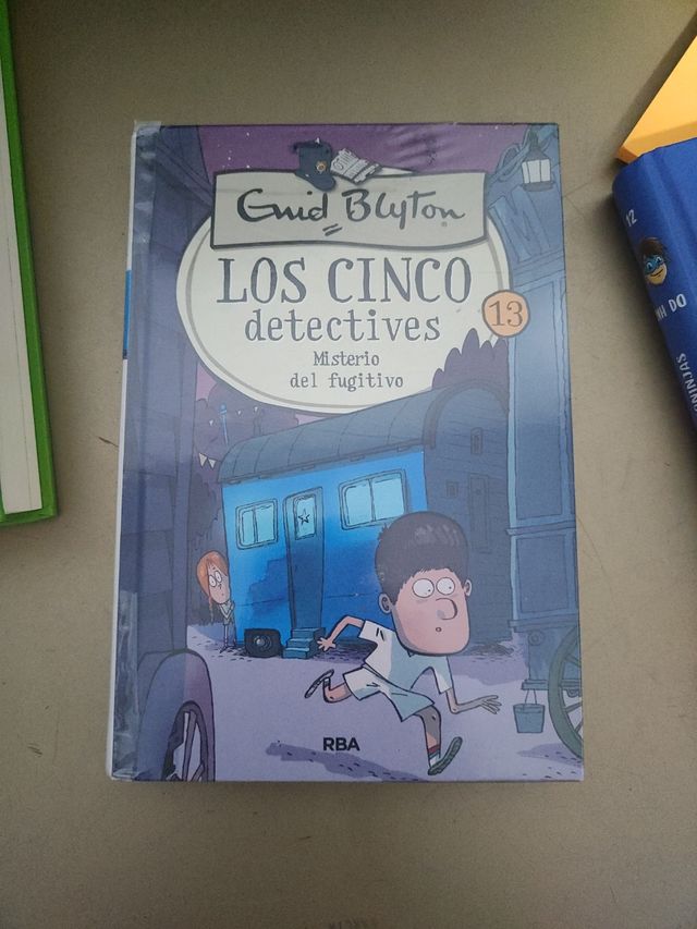 Misterio del fugitivo / The Mystery of the Missing Man (Los Cinco Detectives) (Spanish Edition)