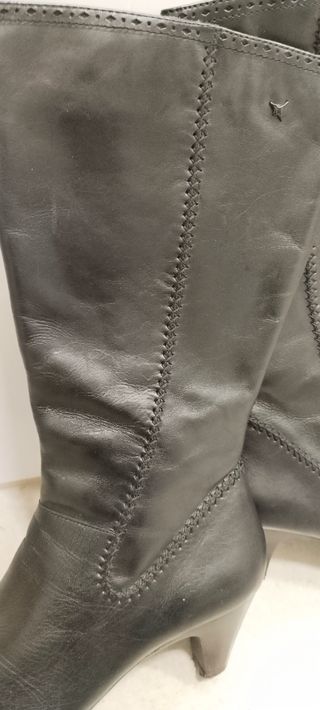 Botas piel Pikolinos