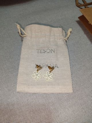 Pendientes flor