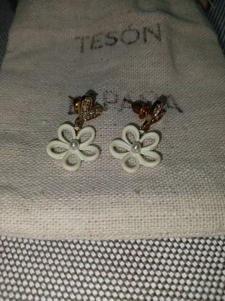 Pendientes flor