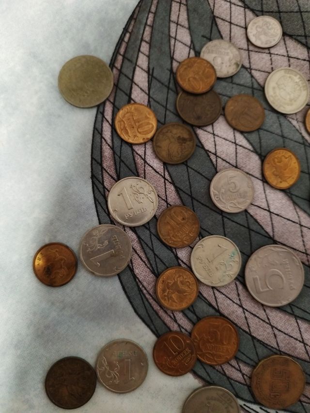 Monedas rublos rusos