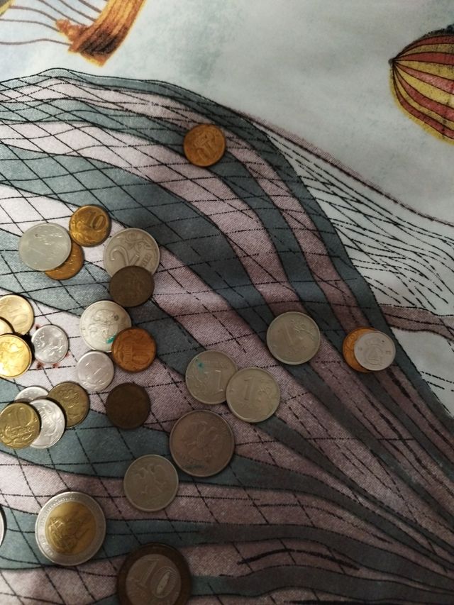 Monedas rublos rusos