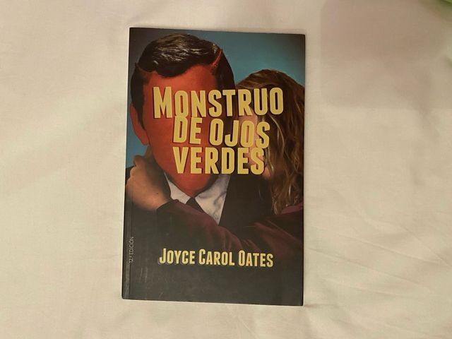 Monstruo de ojos verdes