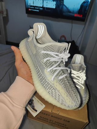 Adidas Yeezy boost 350 V2 static
