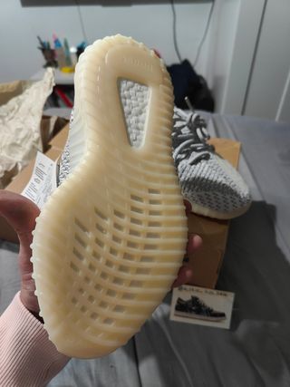 Adidas Yeezy boost 350 V2 static