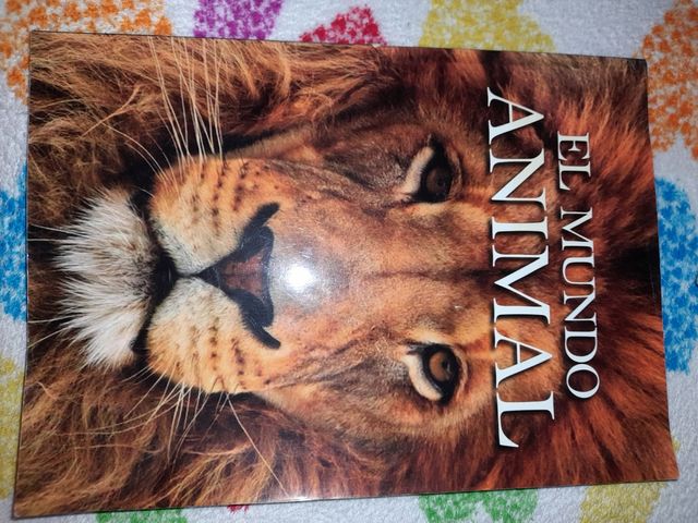 Libro "El mundo animal" editorial Albor