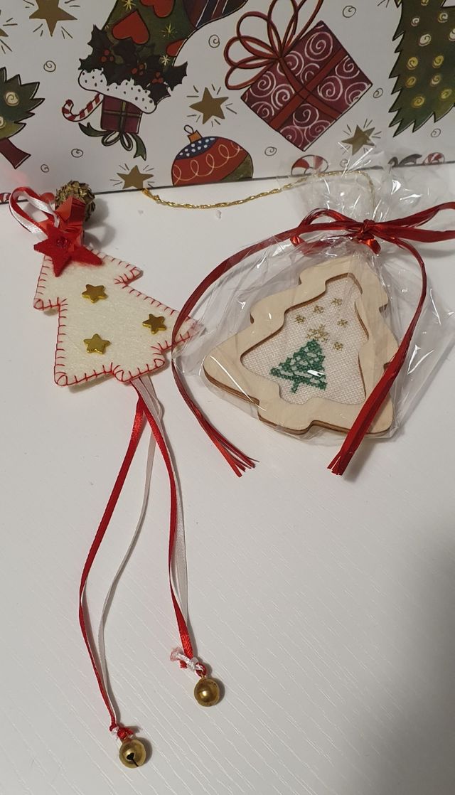 Addobbi Natale vari + scatola in cartone