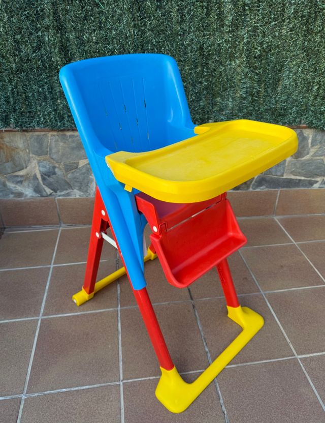 Trona bebê dobrável