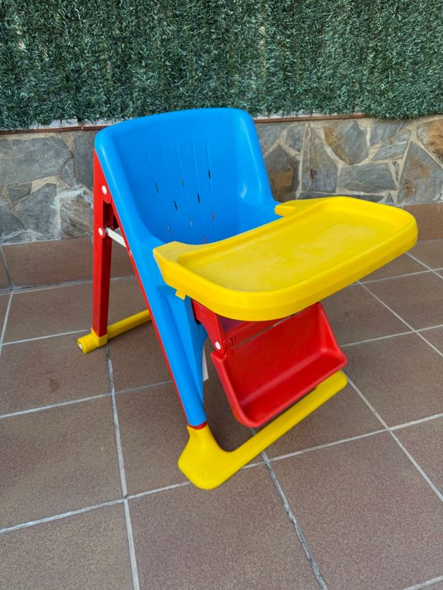 Trona bebê dobrável