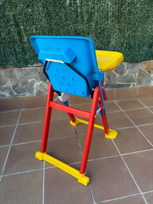 Trona bebê dobrável