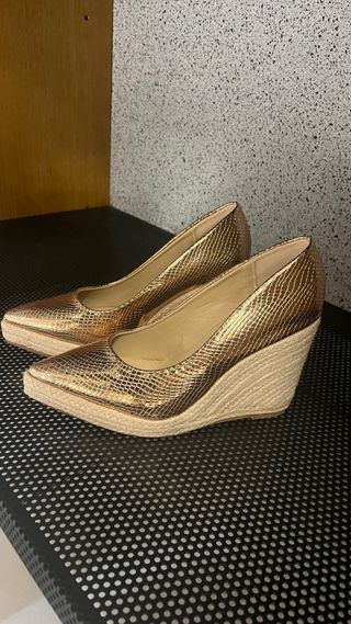 Zapatos de plataforma color champan