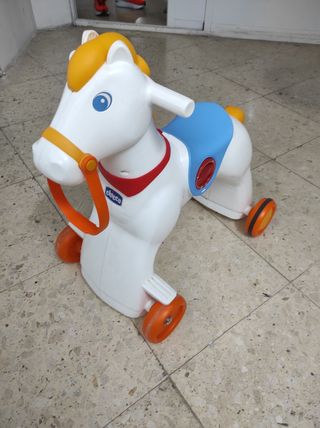 Caballo Chicco correpasillos