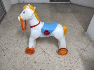 Caballo Chicco correpasillos