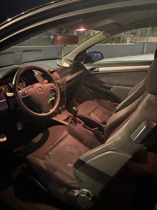 Opel astra Gtc