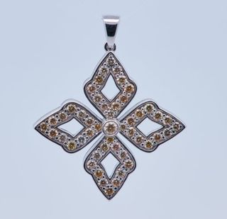 Colgante oro blanco y diamantes