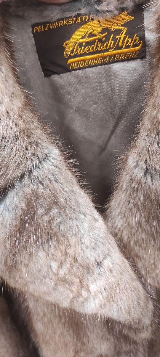 Cappotto in pelliccia di coniglio T44