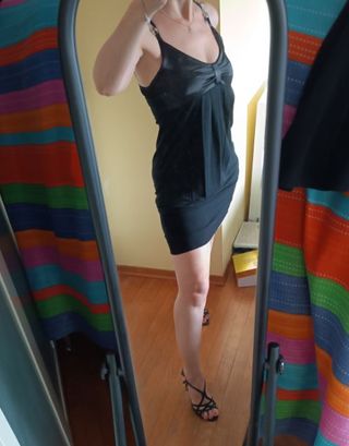 Abito nero in viscosa con dettaglio gioiello tg.S