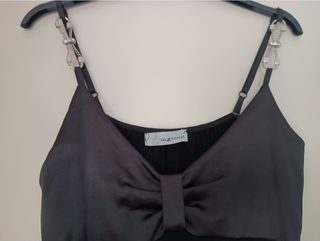 Abito nero in viscosa con dettaglio gioiello tg.S