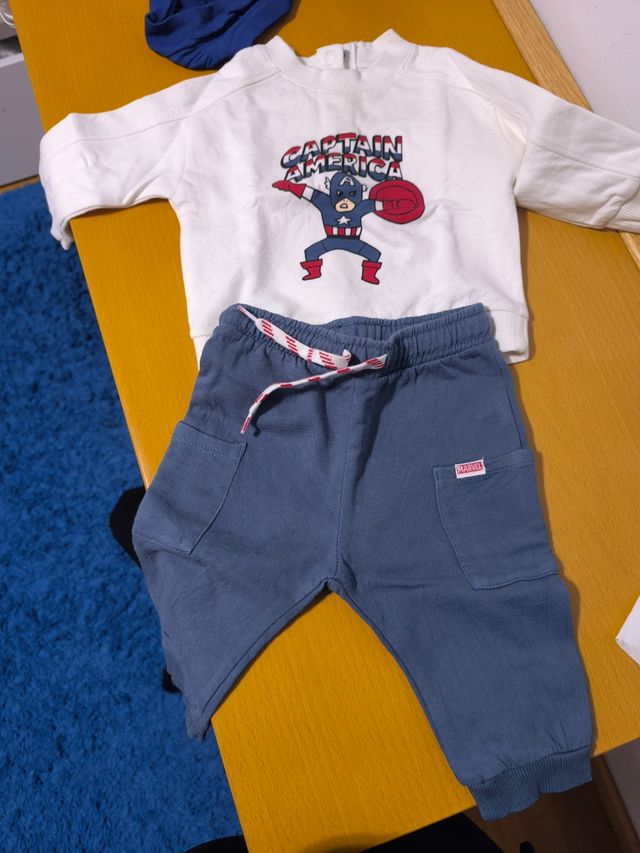 Chándal Marvel bebe