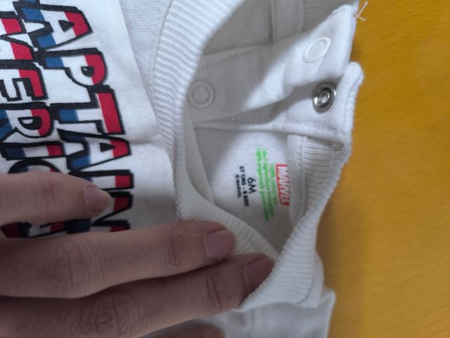 Chándal Marvel bebe