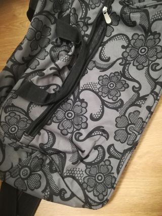 Bolsa de deporte con dibujos de blonda 