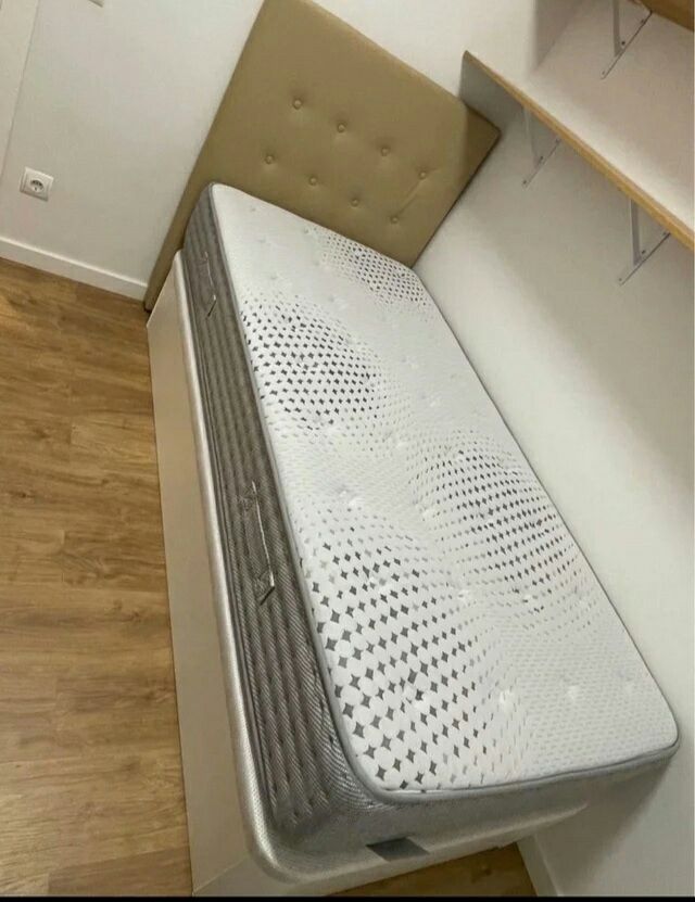 LIQUIDACIÓN! Canapés y Colchones