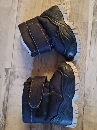 Botas pre esqui niño o niña número  20/21