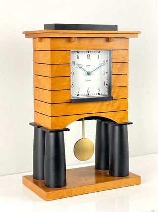 Orologio postmoderno Michael Graves Alessi 1988