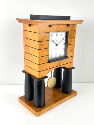 Orologio postmoderno Michael Graves Alessi 1988