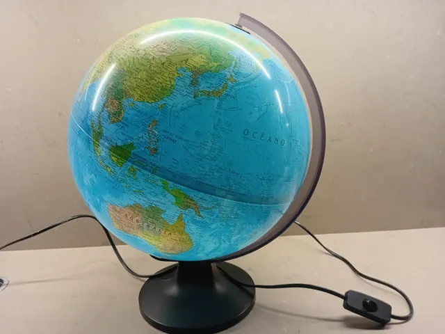 Bola del mundo con luz 🌎